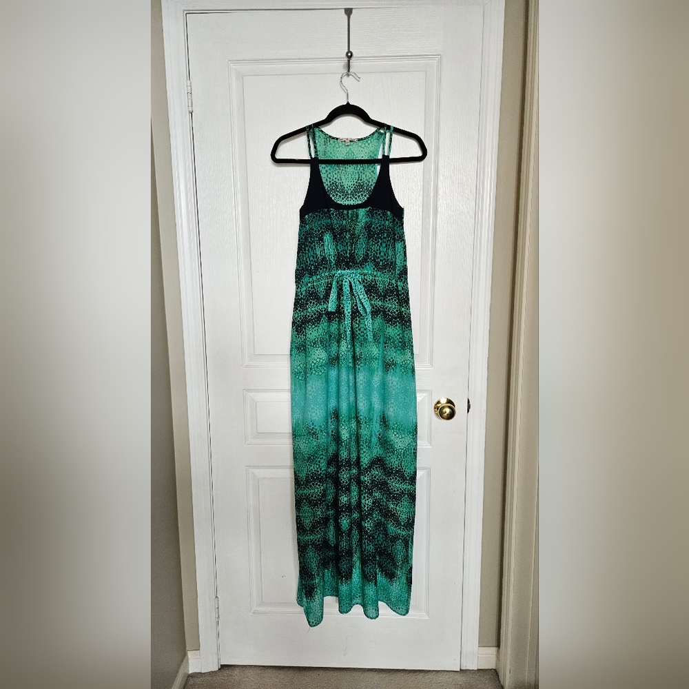 Patterned teal and navy maxi dress w tie waist detail